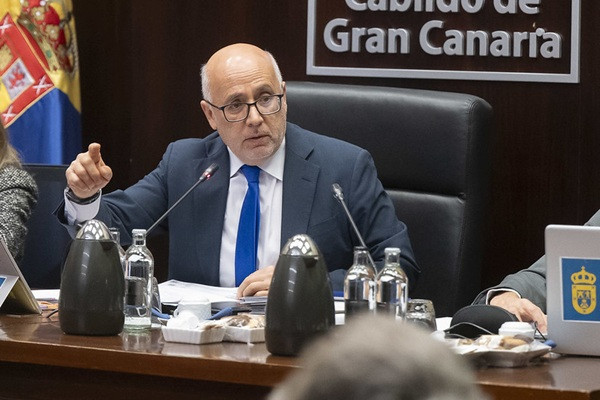 El Cabildo rechaza el acuerdo entre la Unión Europea y Mercosur porque pone en grave peligro el presente y el futuro del sector primario canario