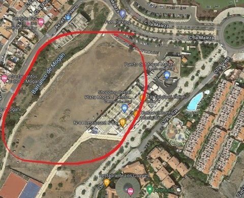 ejemplo de solar o parcela que tendr&aacute; que cerrar con muro