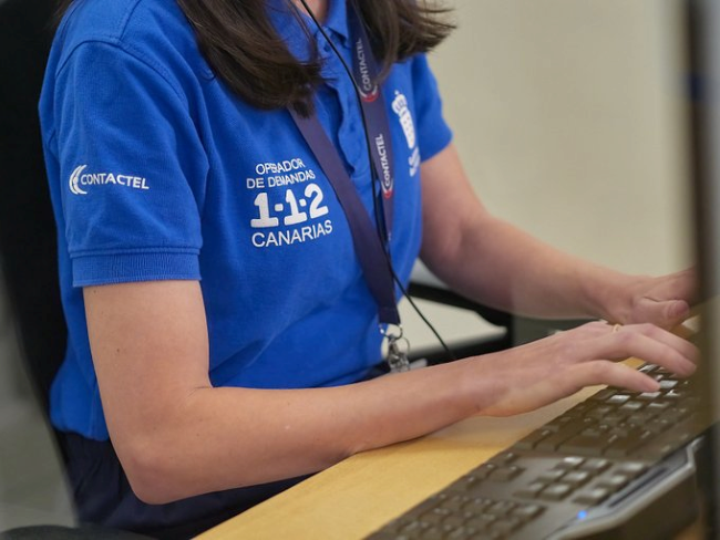 Dos personas heridas tras el choque entre una moto y un automóvil en Gran Canaria