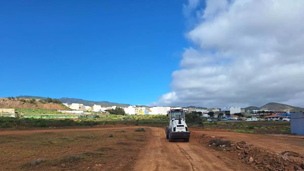 De terrenos para el Centro de Salud de Ingenio a pista al aire libre temporal