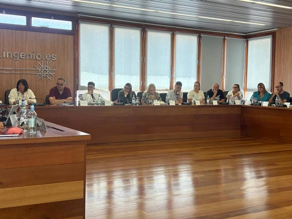 El PSOE de Ingenio denuncia un pleno sin contenido mientras el municipio pierde inversiones y subvenciones millonarias