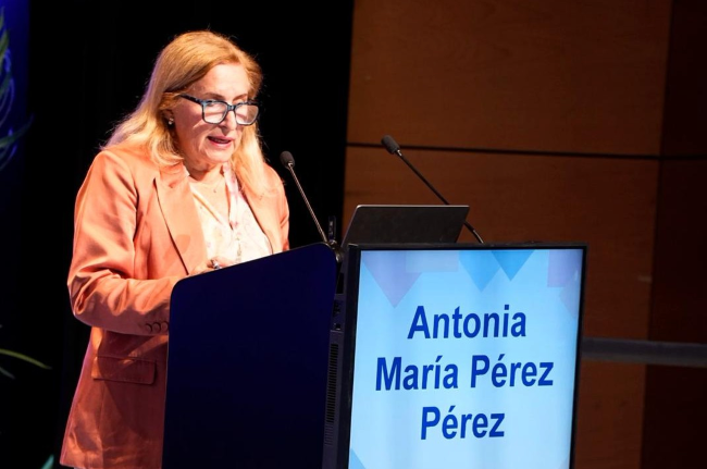 Sanidad pone en valor la teledermatología y la detección precoz del cáncer de piel en Canarias en el Congreso Nacional de Dermatología