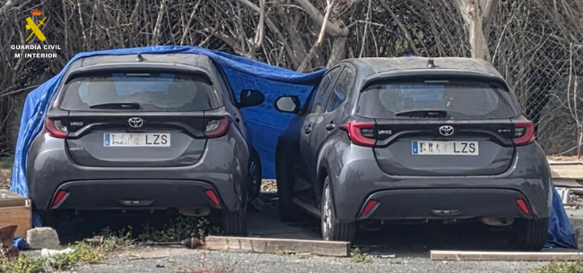 La Guardia Civil detiene a tres personas e investiga a otras dos por robo de vehículos y uso de matrículas falsas