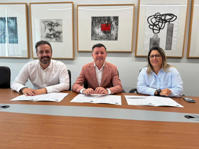 El Cabildo, Telde e Ingenio impulsan una gestión digital unificada del taxi en el Aeropuerto de Gran Canaria