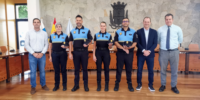 Tres nuevos oficiales toman posesión como agentes de la Policía Local de Agüimes