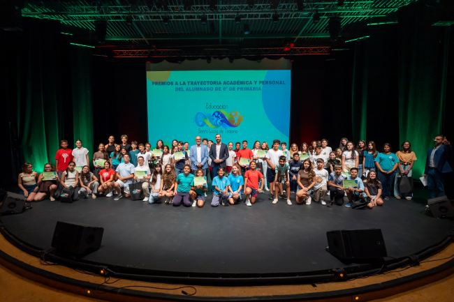 Santa Lucía defiende la Educación en Valores en la entrega de los Premios a la Trayectoria Personal y Académica