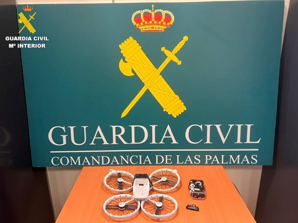 La Guardia Civil localiza un dron dentro de la zona restringida del Aeropuerto de Gran Canaria