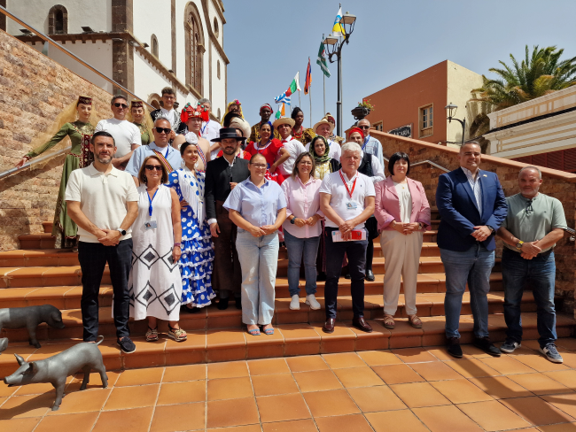 Ingenio abre sus brazos al mundo y da la bienvenida a las embajadas culturales del XXXI Festival Internacional de Folclore
