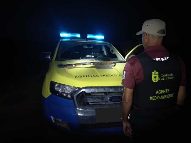 Agentes de Medio Ambiente intervienen 16 conejos muertos a dos presuntos furtivos en Los Marteles