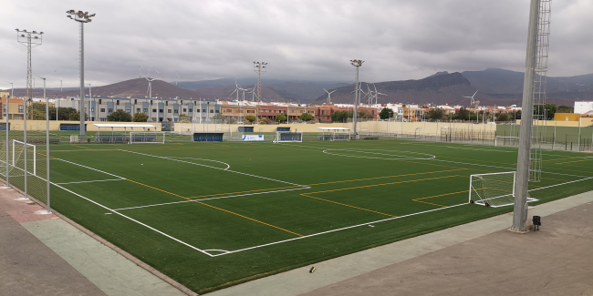 La Ciudad Deportiva del Cruce de Arinaga estrena el primer césped artificial de base orgánica de la isla