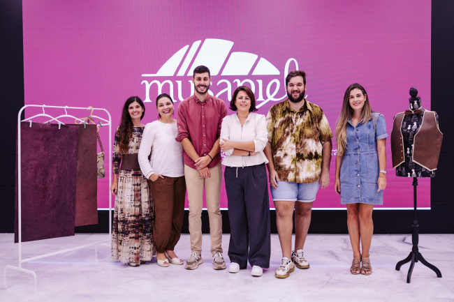 De la platanera a la piel: Fibras Naturales Canarias lleva la sostenibilidad a la moda de Gran Canaria