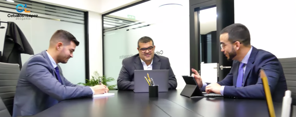 De izq a drcha. Aitor Valido, Miguel Ceballos y &Oacute;scar L&oacute;pez